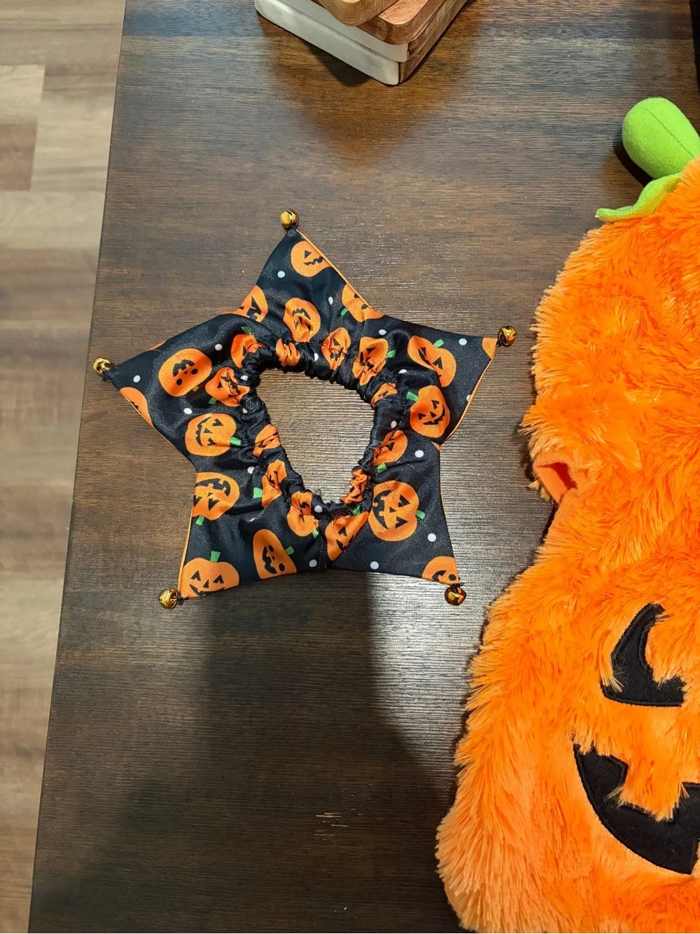 Halloween Jack-O'-Lantern Star Collar Accessory for Dogs - Black & Orange